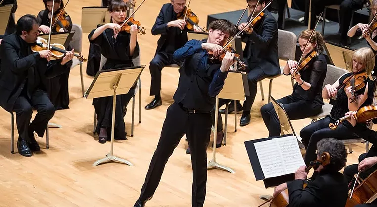 Image: Joshua Bell with the ASMF