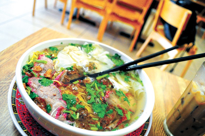 Lang's dishes out home cooking, Vietnamese-style
