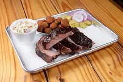 An Edmond barbecue restaurant focuses on smoked meat
